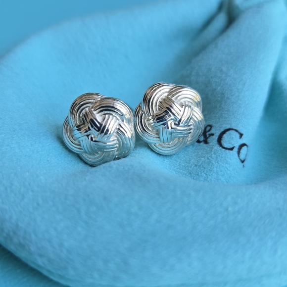 Tiffany & Co Vintage Flower Knot Celtic Weave Earrings - Picture 8 of 8